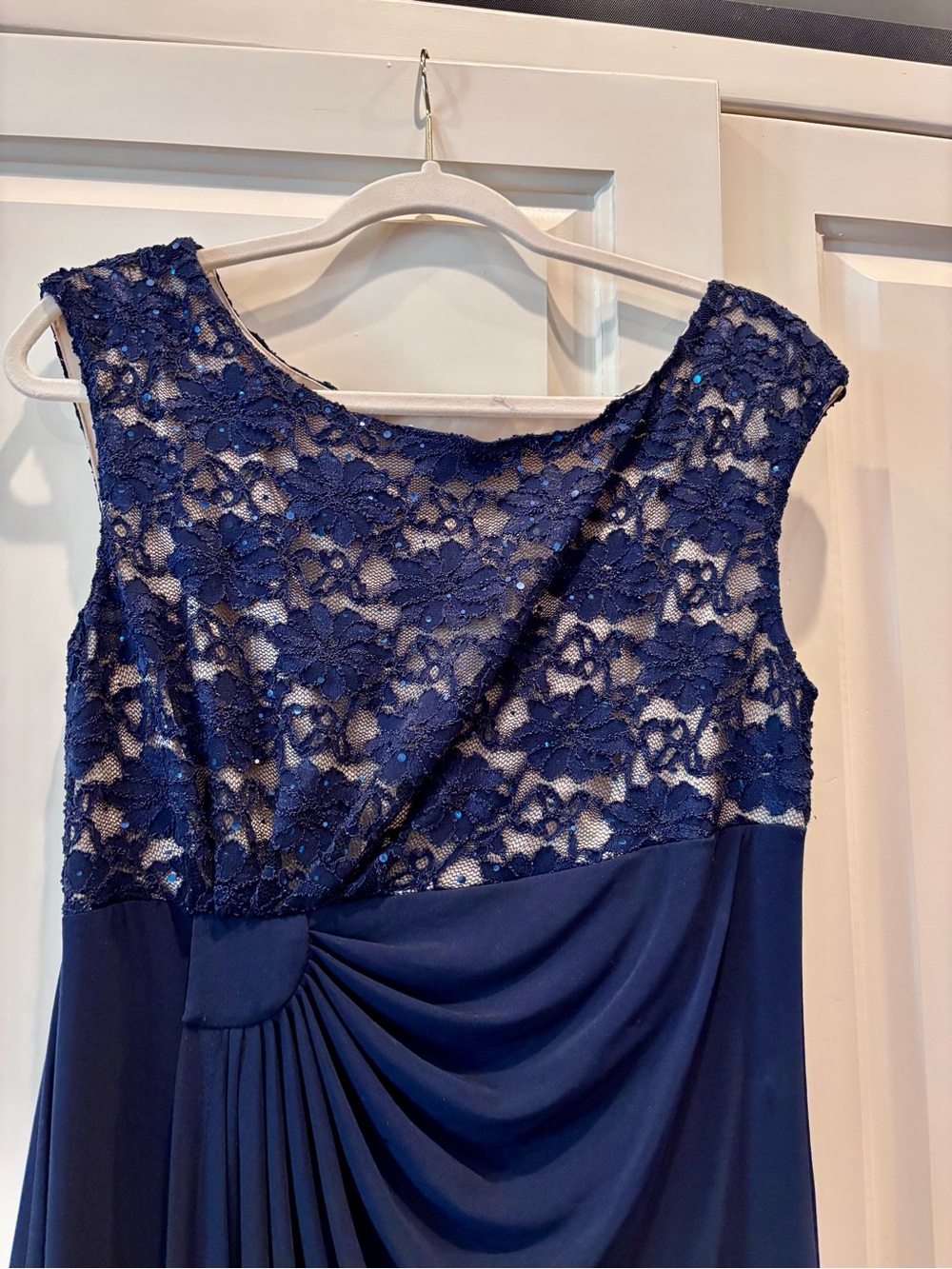 LIKE NEW! Navy Lace Bodice Evening Dress